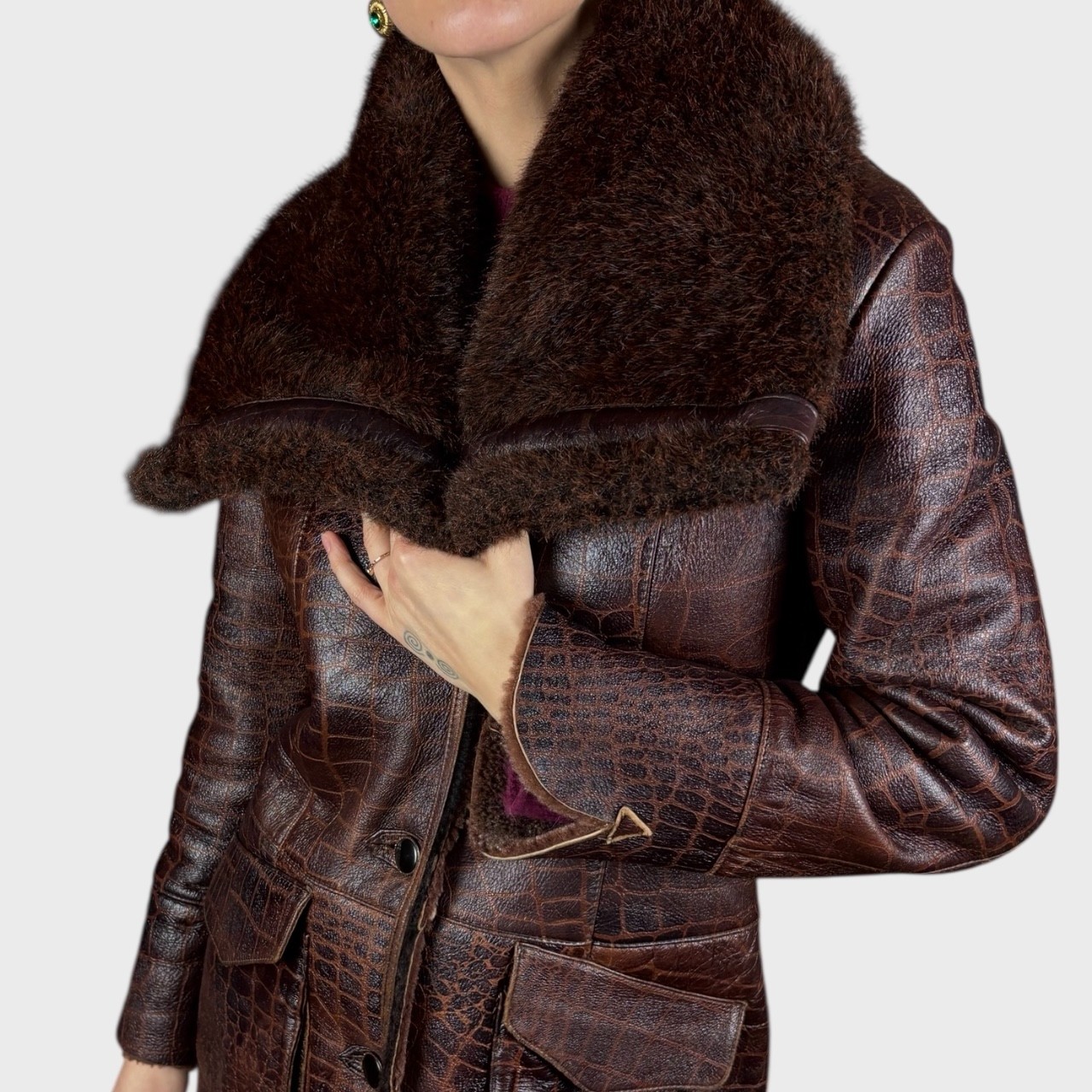 Vintage Mahogany Brown Shearling Leather Coat size US 6/8 EU38/40 image 10