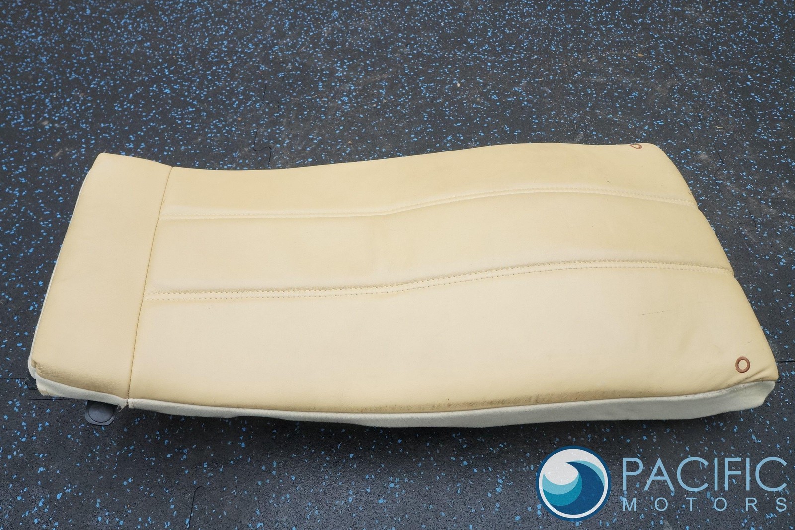 Front Right Passenger Seat Upper Pad OEM 3W8881880 Bentley Continental GT 05