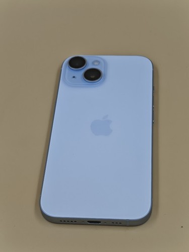 iPhone 15 White 128GB - Good Condition, Original Box, 5G - Afbeelding 9 van 11