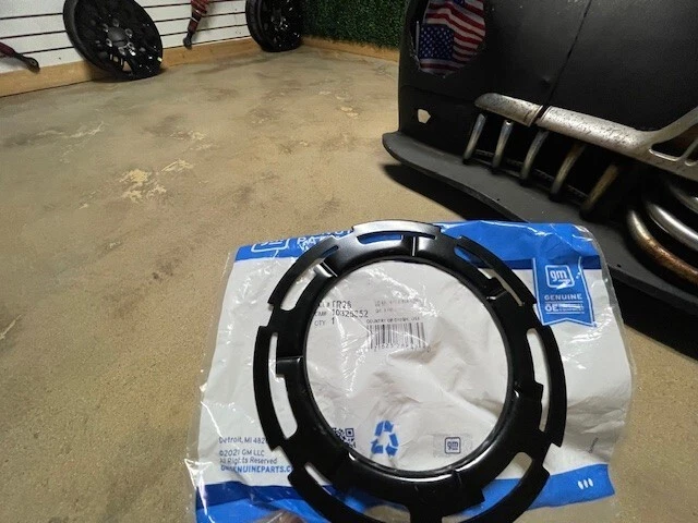 (1) Anillo de bloqueo de unidad de envío de tanque de combustible GM OEM 10325852 CHEVROLET GMC CADILLAC B86 Foto 3 de 4