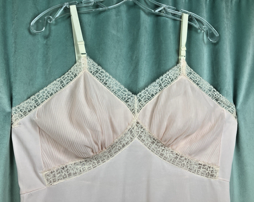 42 vintage pink crystal pleat bust Slip Nylon Sissy