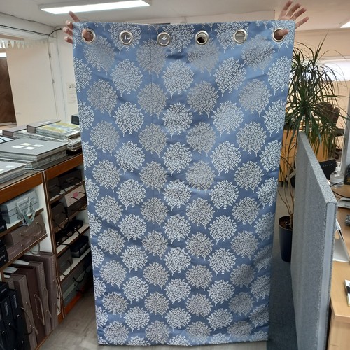 1 Pair Eyelet Curtains & Tie backs, Poly Cotton Lining - Beaumont Rago Denim - Picture 3 of 3