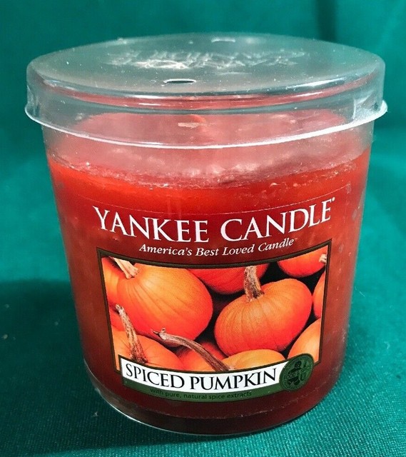 YANKEE CANDLE Spiced Pumpkin 7 oz Pillar Jar Burn Time 35 45 hrs eBay