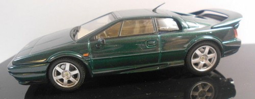 AutoArt 1/43 Scale Diecast AA55404 LOTUS ESPIRIT V8 1996 RACING GREEN - Picture 2 of 4