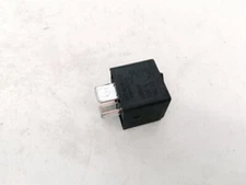 BMW 5-Series 2013 Relay Module 61366901469, v23136-j6-x48 #1422294-49