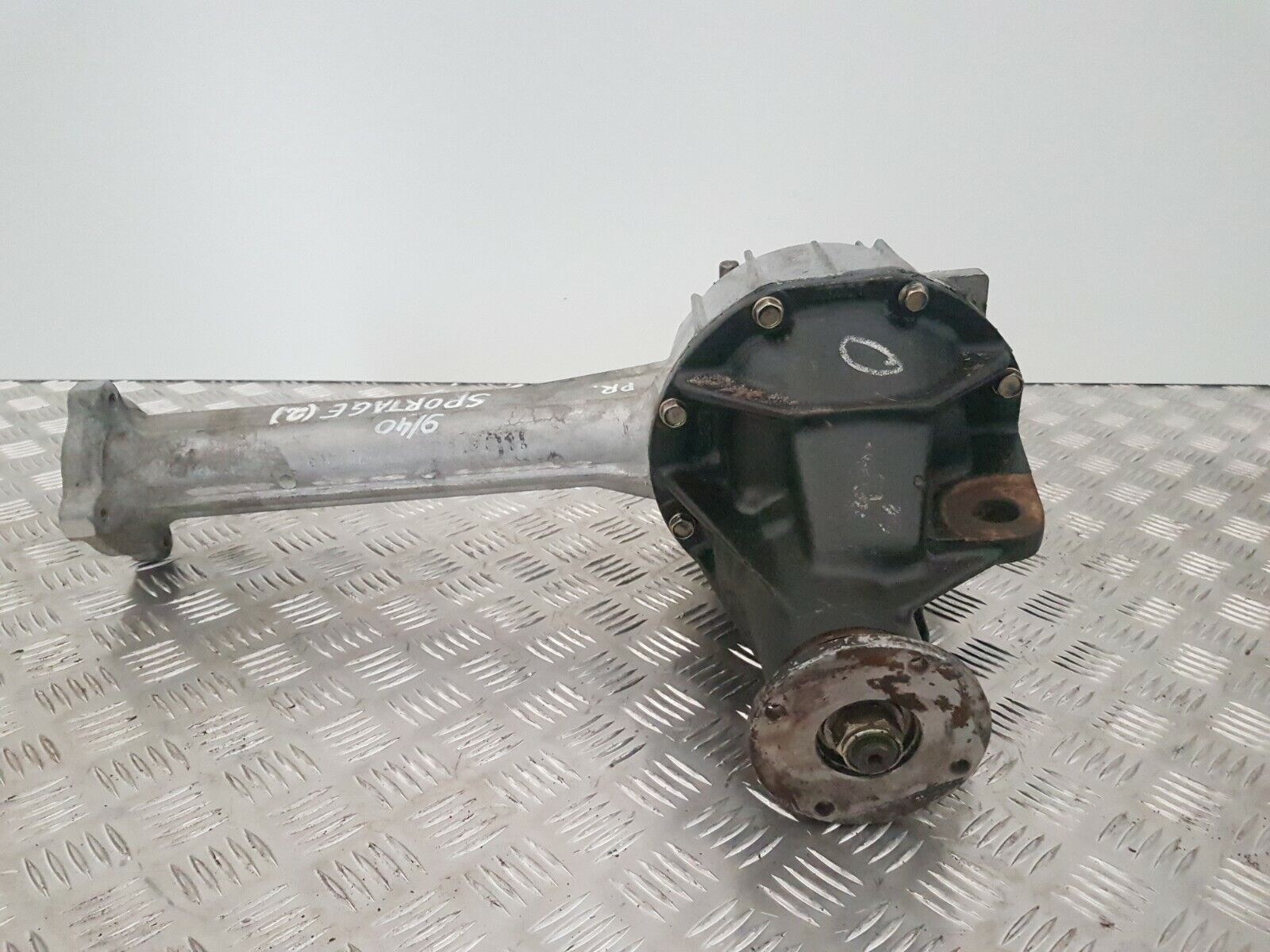 KIA SPORTAGE 2.0TD INTERCOOLER (98) FRONT DIFFERENTIAL 0K011-271100A  RATIO 4.44 - Picture 1 of 9