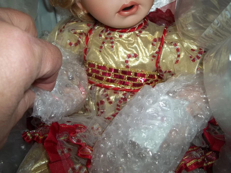 RARE FIND-Marie Osmond ‘Candi Cane’ Toddler COA Signed Ltd Ed 0100/2,000 - Image 3 of 4