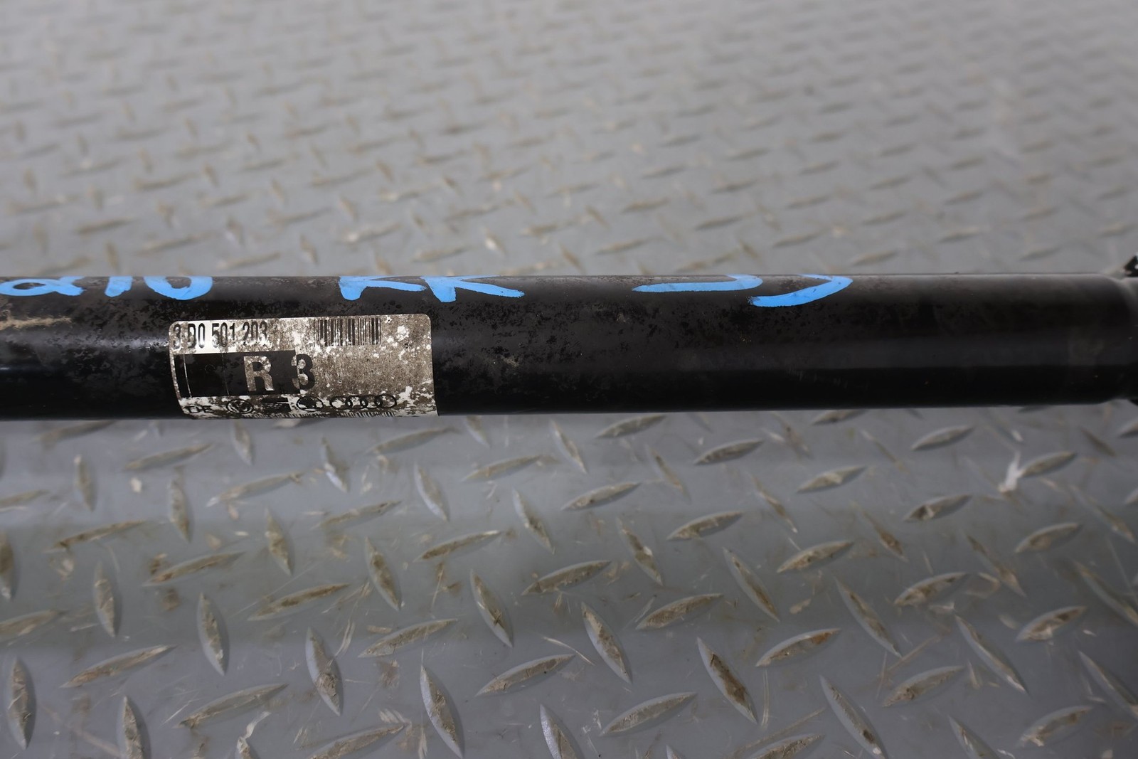Bentley Continental GT 2006-2010 Rear Right Axle shaft P/N 4E0501203A
