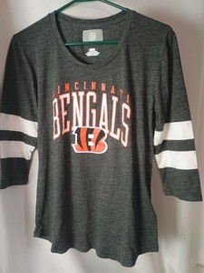 NWT Women's Small NFL Cincinnati Bengals Black Orange T-Shirt. (31