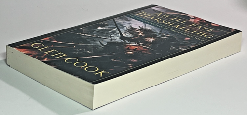 An Ill Fate Marshalling – Glen Cook – 1st Edition 2011 TPB Dread Empire Vol II - Foto 4 di 8
