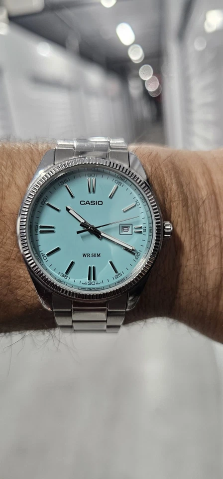 Casio Blue Dial 38mm Watch Stainless Steel Quartz Movement - Image 3 of 4