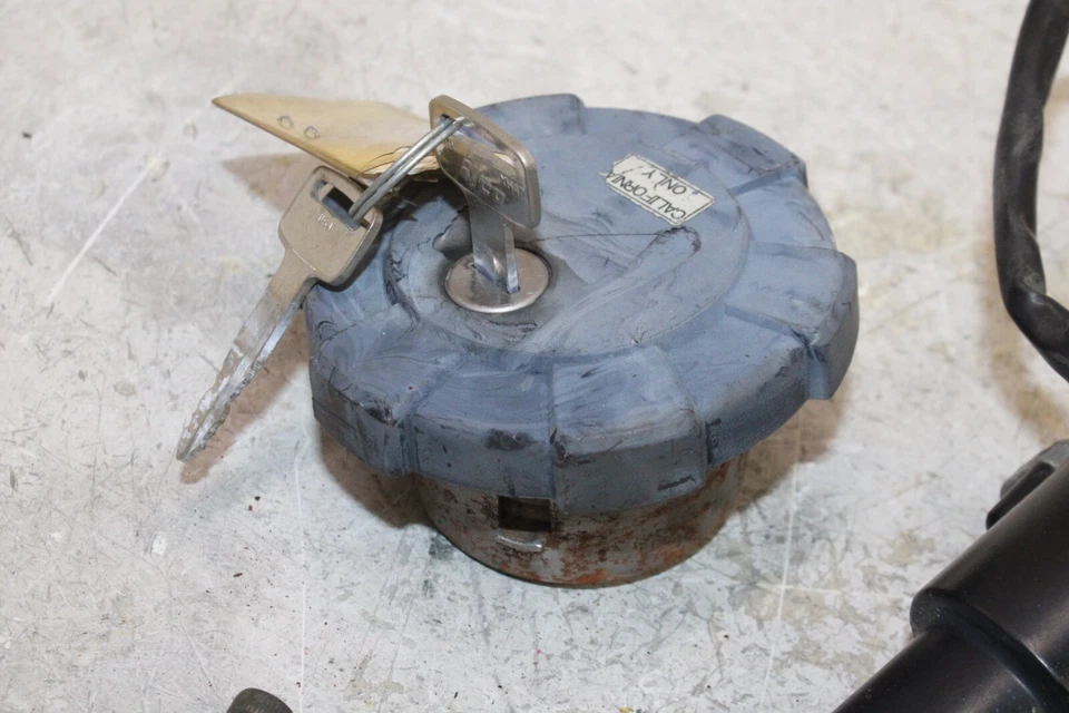 85-00 YAMAHA XT350 OEM ЗАМОК КОМПЛЕКТ ГЛАВНОГО ЗАЖИГАНИЯ W КЛЮЧ ПЕРЕКЛЮЧАТЕЛЬ КРЫШКА БЕНЗОБАКА - Изображение 2 из 4