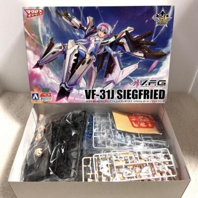 Aoshima Bunka Kyozai VFG Macross delta VF-31J Siegfried Height