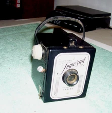 Herco Imperial 620 Snap Shot Bakelite Box Camera with Strap Vintage 1950