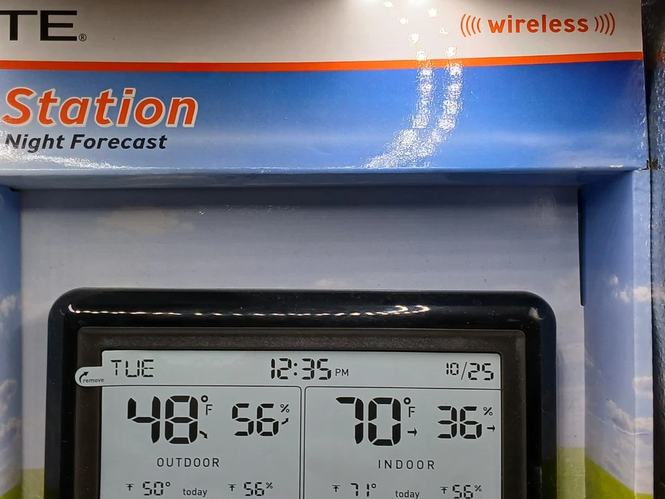 Acu-Rite Acurite Weather Station & Forecast Wireless Intelli-Time Indoor Outdoor - Image 3 of 4