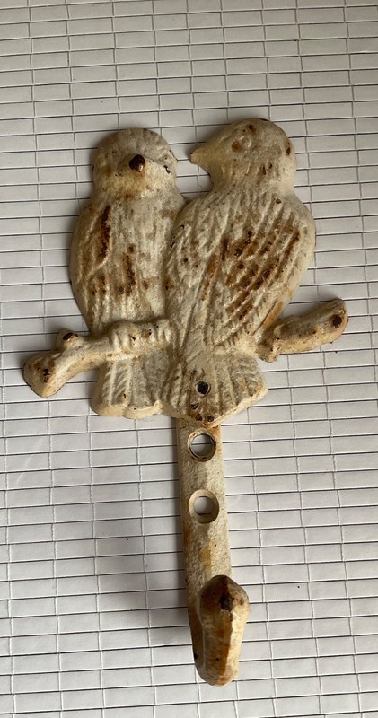 Cast Iron Bird Wall Hook Key Towel Coat Hanger Rustic Antique look needs paint