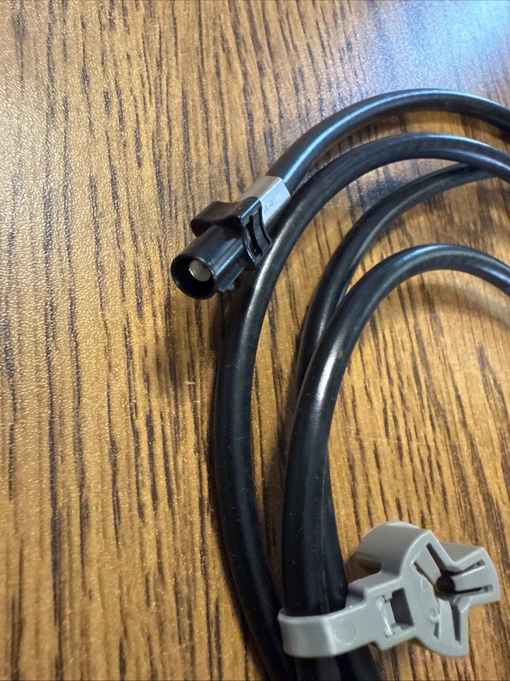 Base Antena Radio GM Original Equipo Original GM 22936386 2014-19 SILVERADO Foto 4 de 4