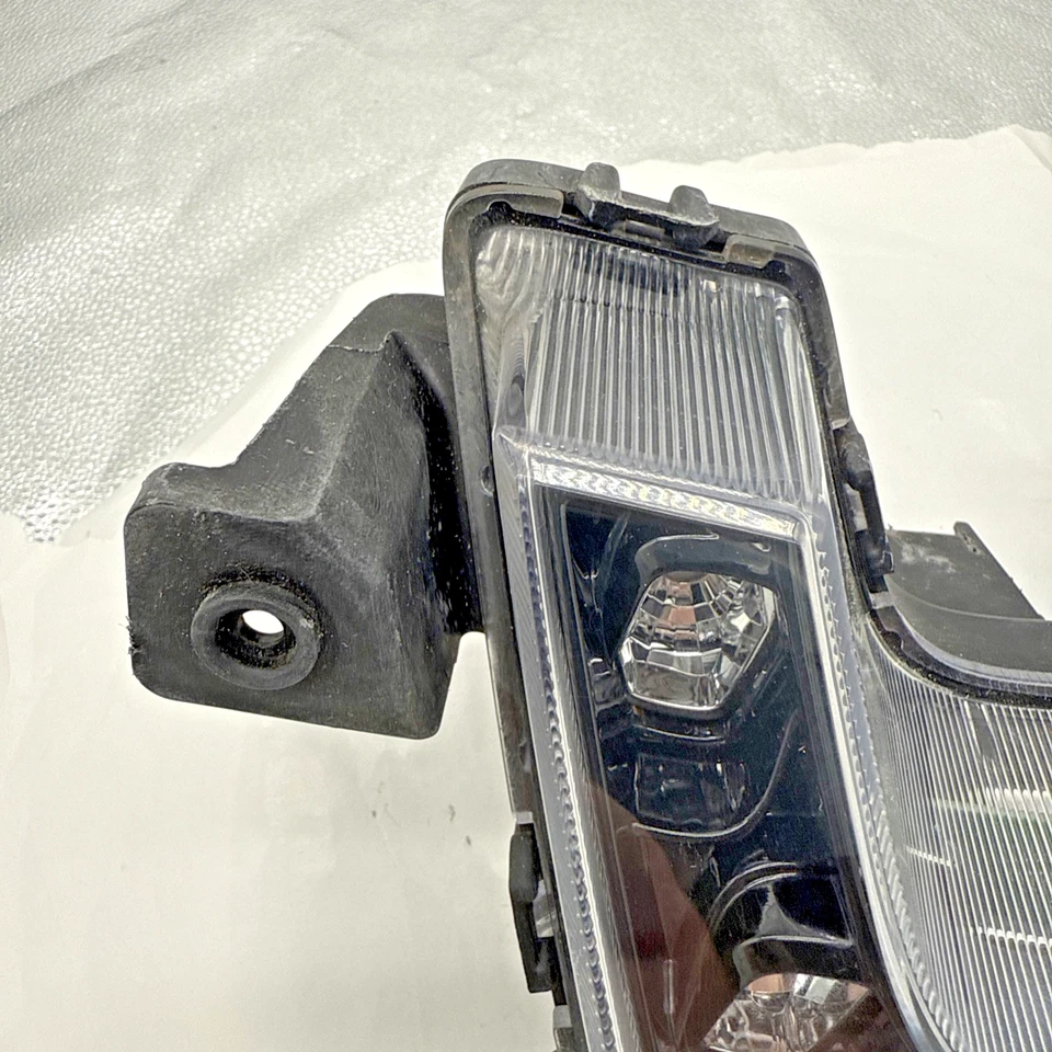 OEM 2015-2017 HYUNDAI IONIQ 2017-2019 LH Driver Luz de circulación diurna 92207G2000 Foto 2 de 4