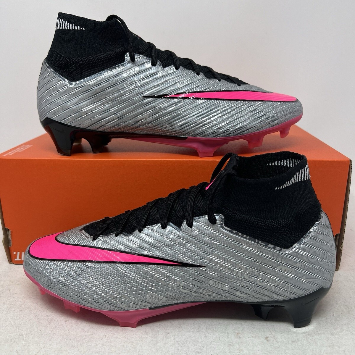 Nike Zoom Superfly 9 Elite Pink Silver Soccer Cleats Mens 7 Nike Zoom Superfly 9 Elite Pink Silver Soccer Cleats Mens 7