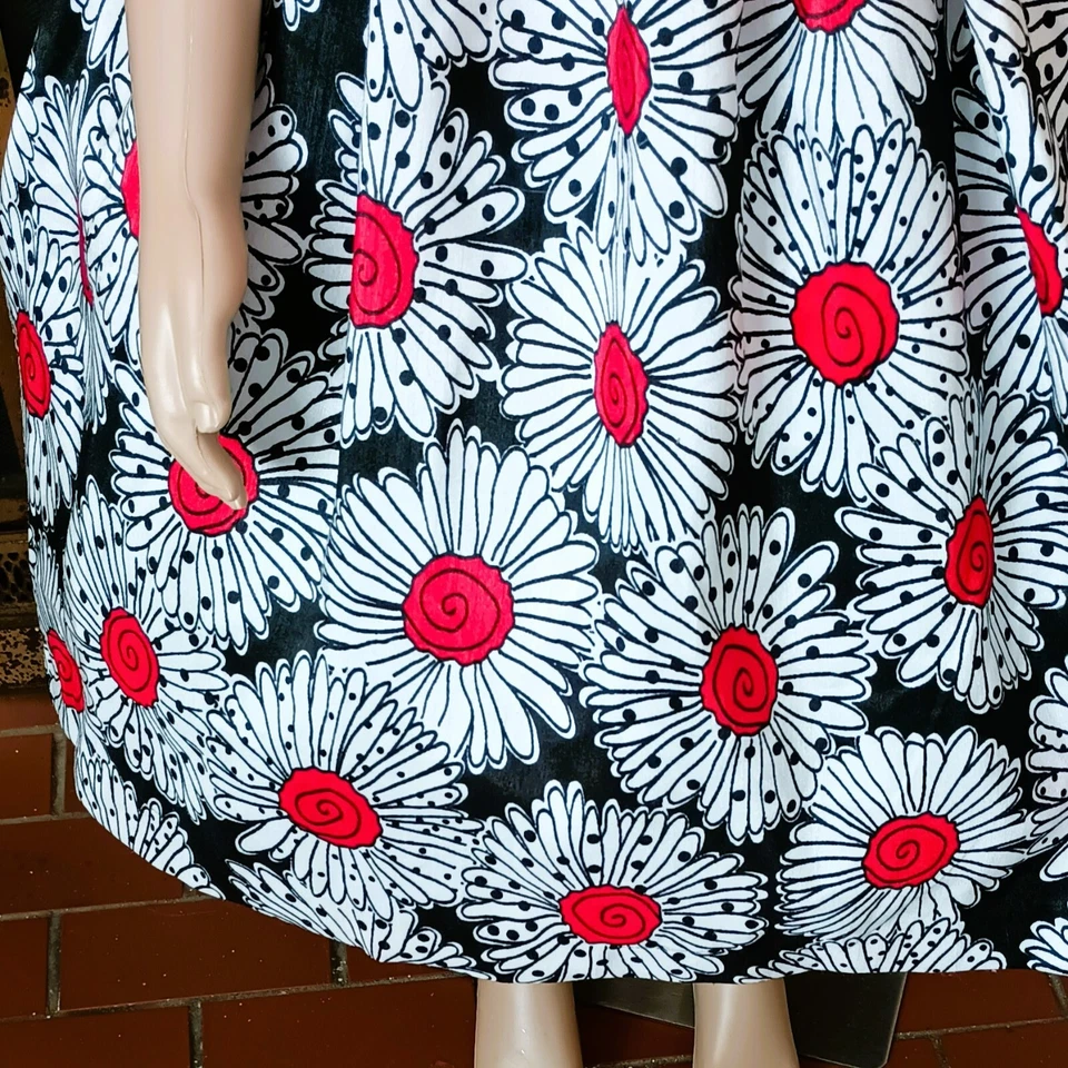 Vestido Floral Rojo Negro Margarita 5 Princesas Americanas Niñas Sin Mangas Volantes Cuello Foto 3 de 4