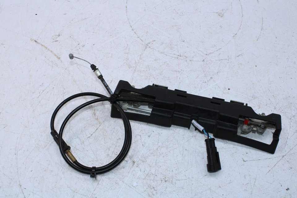 Pestillo izquierdo Can-am Spyder Rt-s Roadster Se5 10-19 708301640 Foto 3 de 4