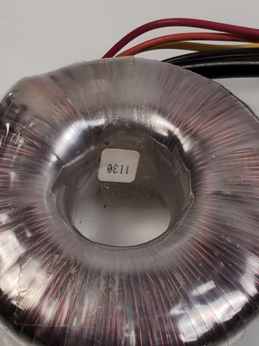 Toroid transformer # 607.082 1130 Prim 117v 60hz Bk +(Wh-wh) Sec 2x8 .5v/3.94A - Picture 7 of 7