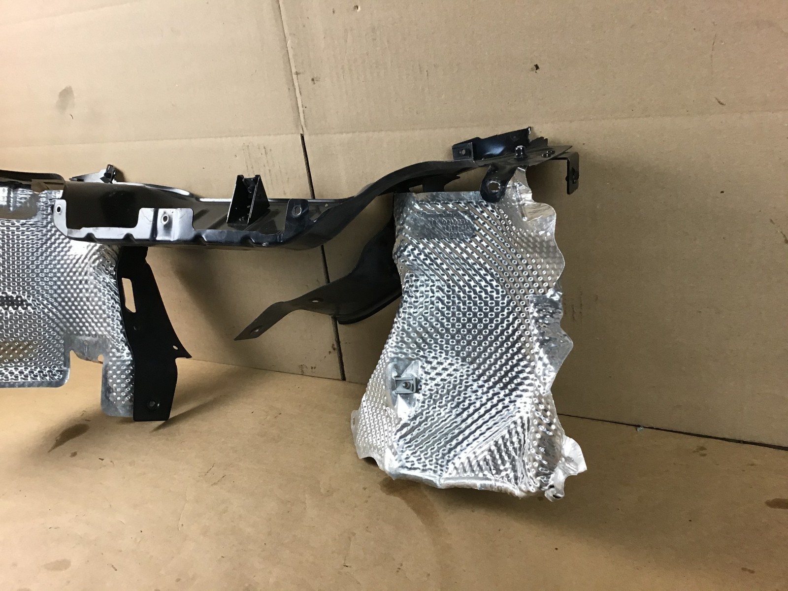McLaren 720S 720 2018 Rear Exhaust Manifold Heat Shield Splash Set 17 - 20 |:O