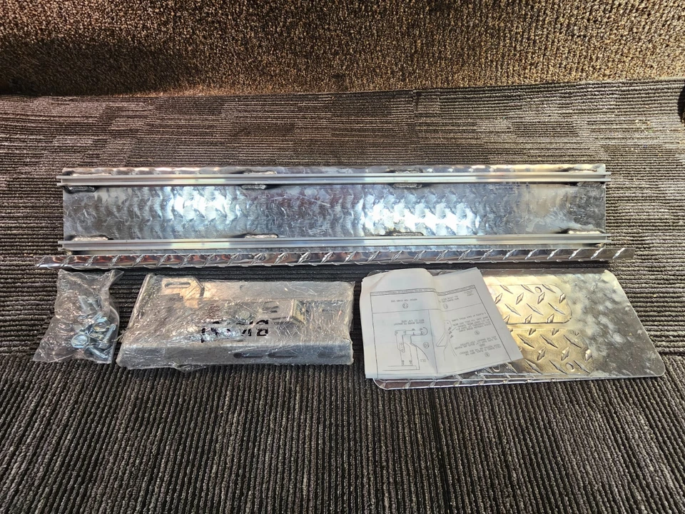 Подножка OWENS OC8435EX 4 дюйма стояк алюминиевая алмазная для Dodge Ram 1500 94-02 - Изображение 2 из 4