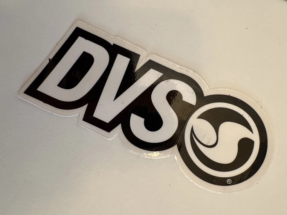DVS Milan 2 CT Skateboard Sneakers + sticker - Boys kids - Size 4 - 2019 - Image 2 of 4