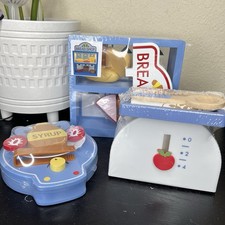 NEW Target Bullseyes Playground Wood Baking, Waffle  Bread Shop Pretend Playset