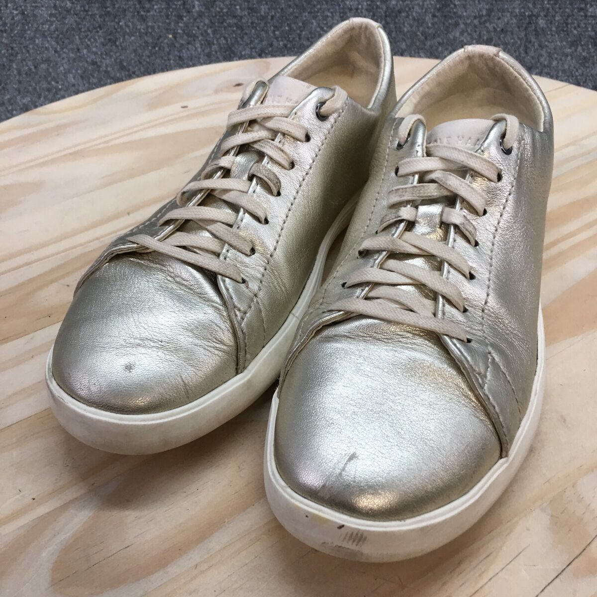 Cole Haan Shoes Womens 9 B Sneakers W20290 Embossed Silver Cole Haan Shoes Womens 9 B Sneakers W20290 Embossed Silver