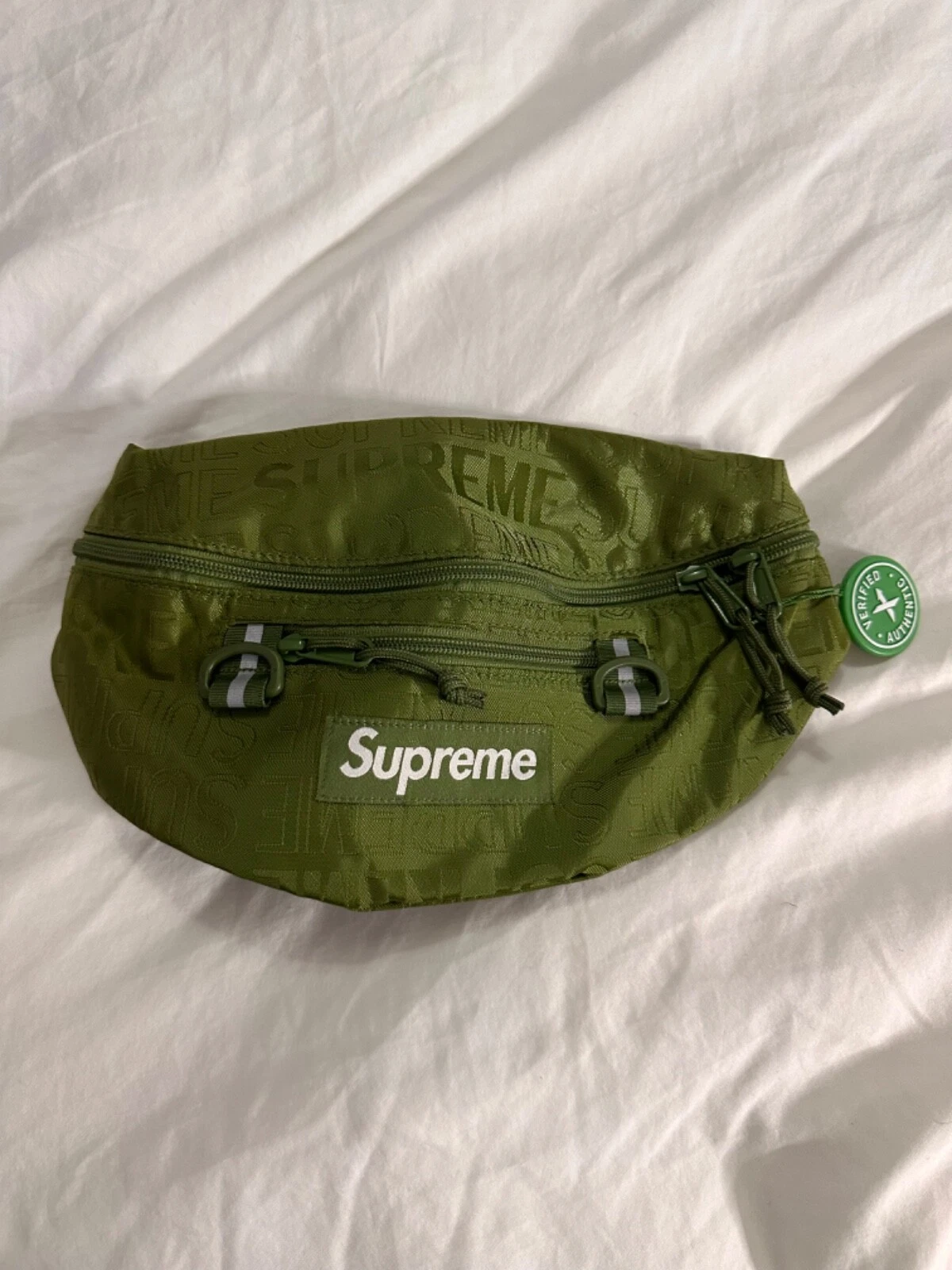 Sac ceinture verte Supreme Forest (neuf) étiquette authentique attachée