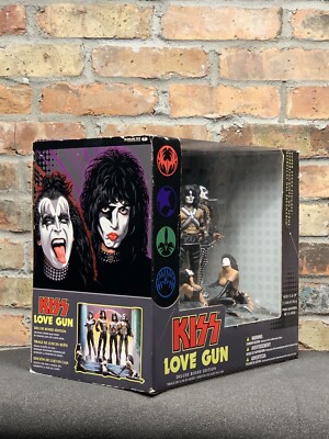 KISS ラブガン デラックスフィギュアBOX Amazon.com: McFarlane Rock 'n Roll Series: KISS 