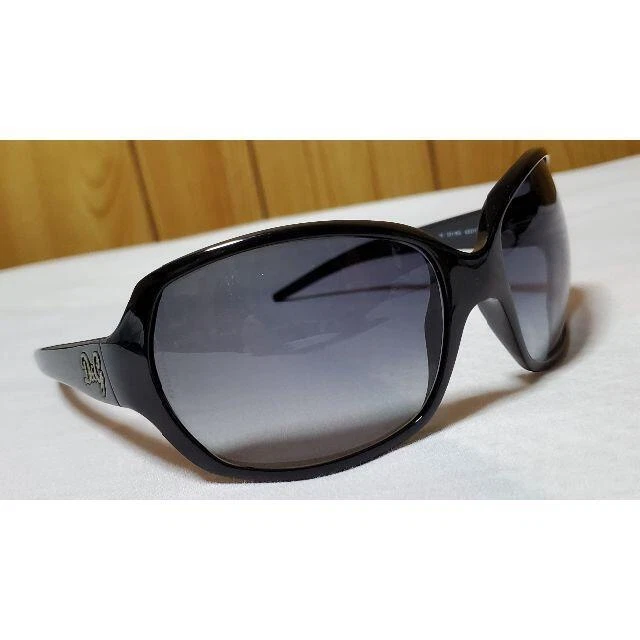 D&g hotsell 8018 sunglasses