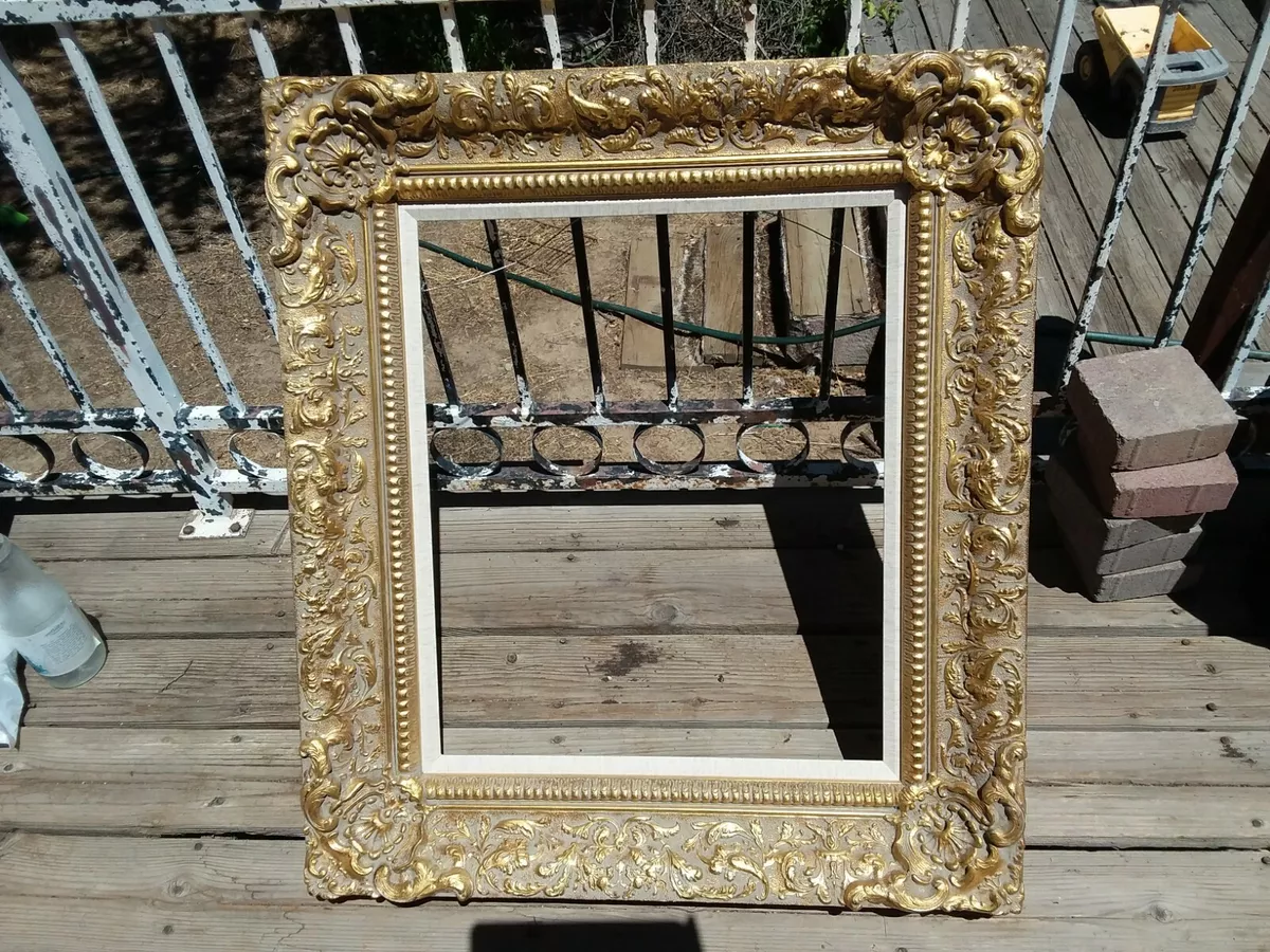 Vintage Large Ornate French Provincial Gold Gilt Picture Frame Fine High End
