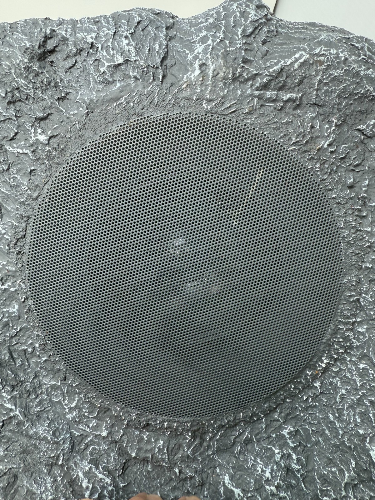 Pair of Innovative Technology ITSBO-513P5 Bluetooth Rock Speakers