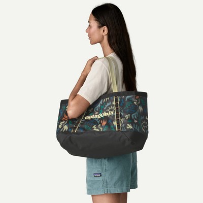 バッグ patagonia BLACK HOLE TOTE Kaleido: Black Patagonia Black Hole Tote 25L Kaleido Black Gear Bag Backpack