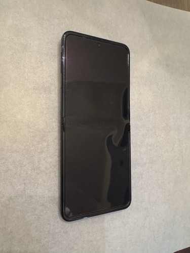 Motorola RAZR Plus 5G (2024) XT2451-2 256GB Black AT&T Unlocked Please Read - Picture 8 of 8