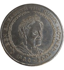 Queen Elizabeth The Queen Mother Five Pound Coin 1900-2002 Commemorative