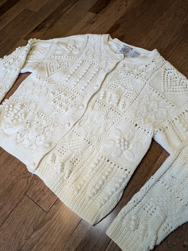 Cape Isle Knitters Hand Knit Ivory Women's Button Up Cardigan Sweater Medium - Picture 3 of 10