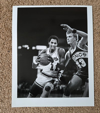 Vintage Original Cliff Robinson Jack Sikma Kings Sonics 8x10 NBA Photo. Nice!