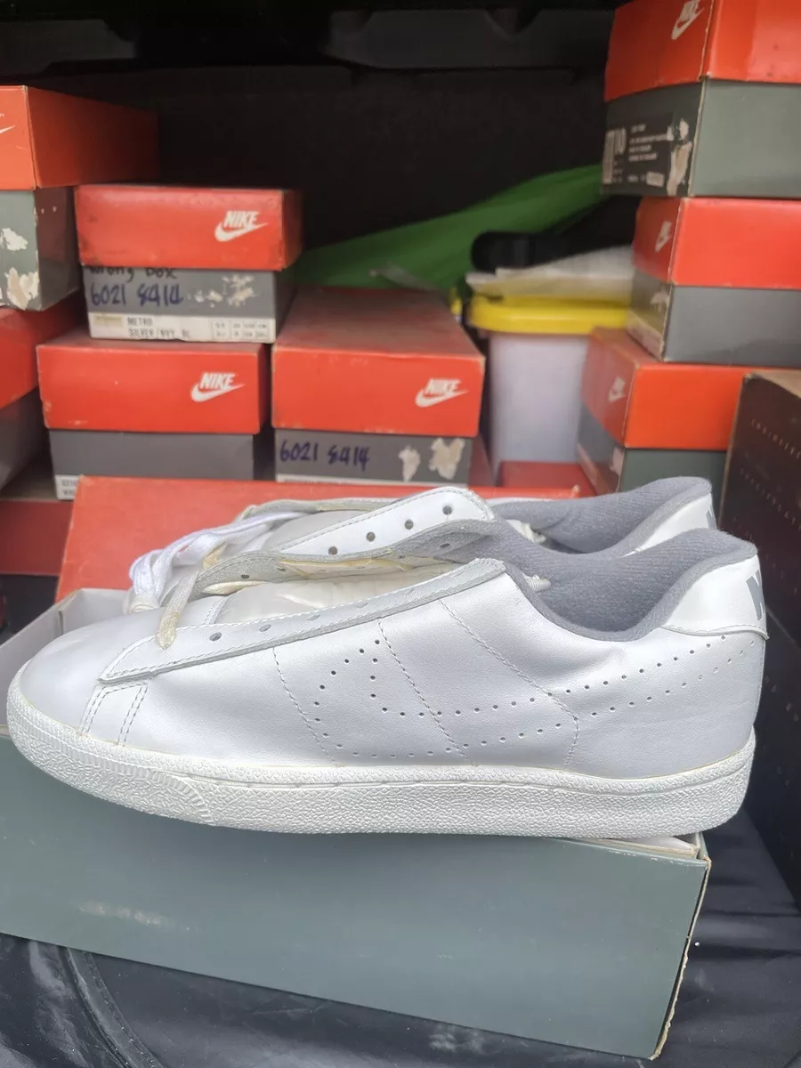 Deadstock Vintage 1994 Nike Wimbledon Classic II Tennis 9 US Shoe Sneaker