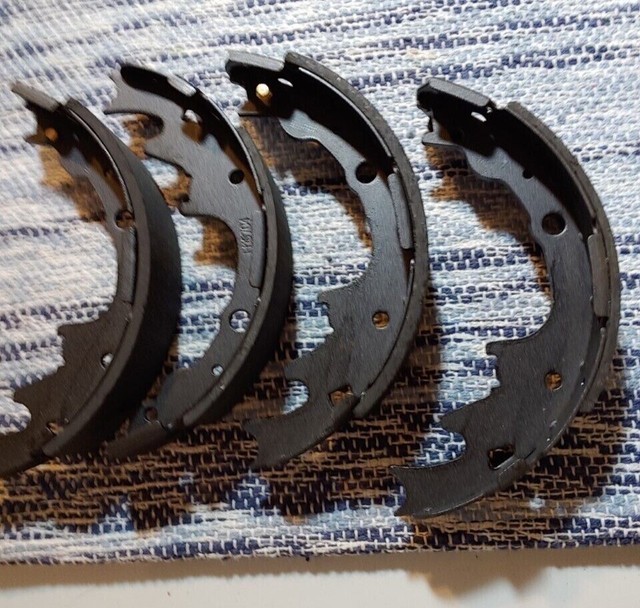 LOT OF NAPA BRAKE SHOES TS514 TS10704 TS593 TS473 heavy truck