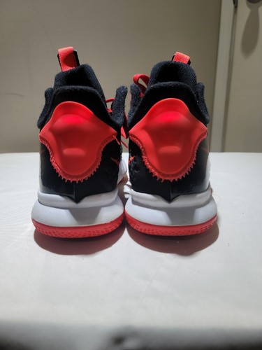 Nike Boys Lebron Witness 5 CT4629-005 Black Basketball Shoes Sneakers Size 6.5Y - Picture 5 of 10
