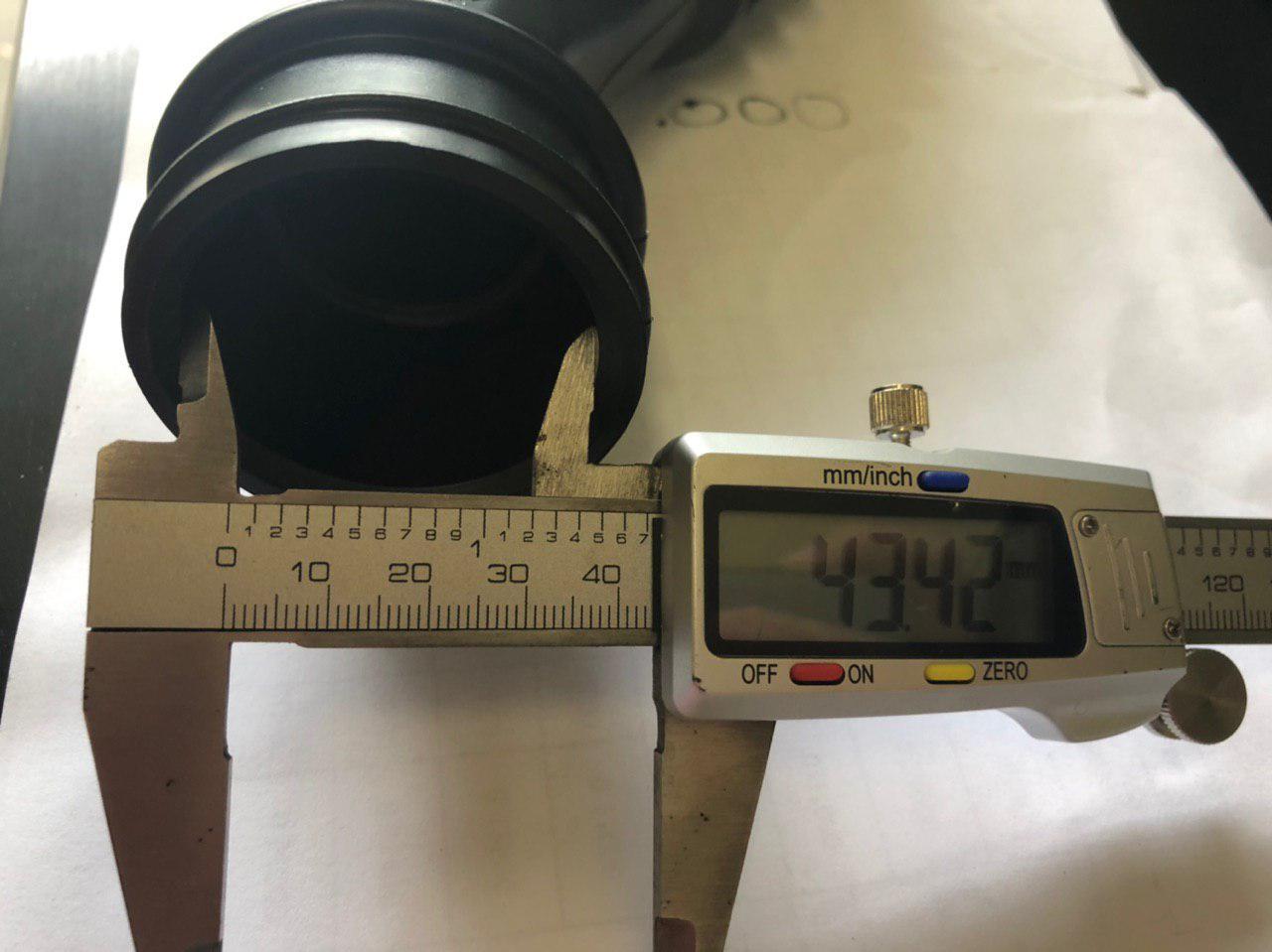 GENUINE Toyota LandCruiser Prado GRJ120 Fuel Petrol Diesel Tank Filler