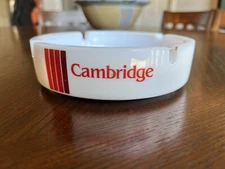 Vintage CAMBRIDGE Philip Morris Cigarette MILK GLASS Ashtray Retro Round