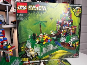 Rare Vintage LEGO 5986 - LEGO Adventurers Jungle Amazon Ruins with Box