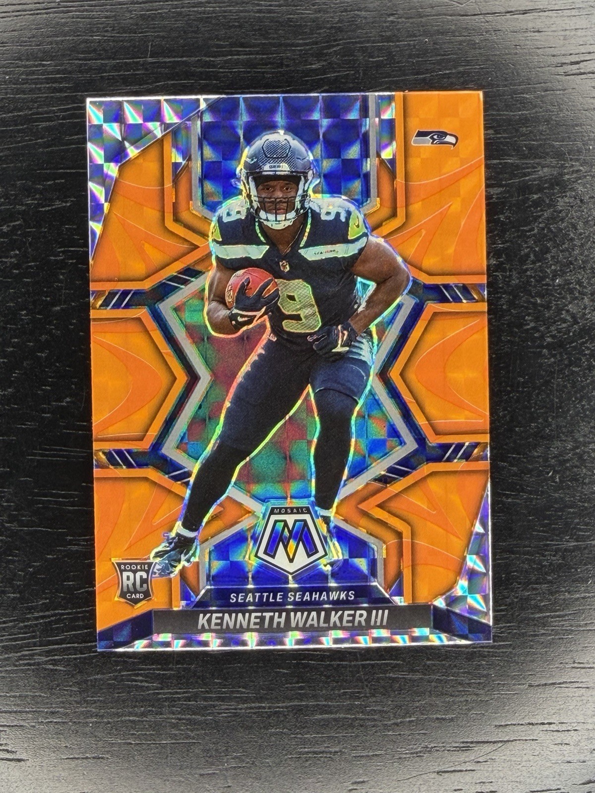 2022 Panini Mosaic Rookies Kenneth Walker III #308 (RC) Orange Reactive Prizm