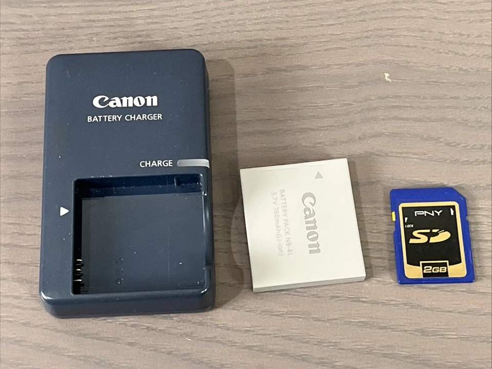 Paquete de cámara digital Canon PowerShot ELPH SD600 6,0 MP Foto 2 de 4