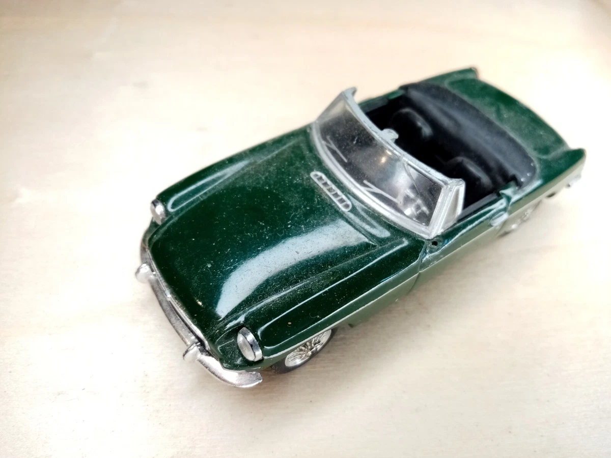 MG MGB Cabriolet Vert Anglais 1/18 CORGI - Miniature Collection Sans Boîte